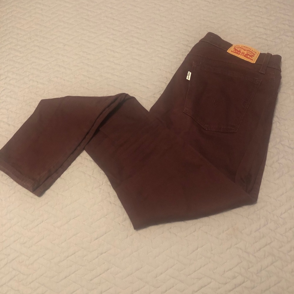 Maroon Levi’s super skinny jeans